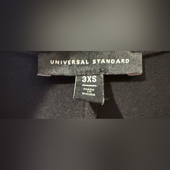 NWOT - Universal Standard Dina Side Tie Midi Dress in Black Size Small - Picture 5 of 7